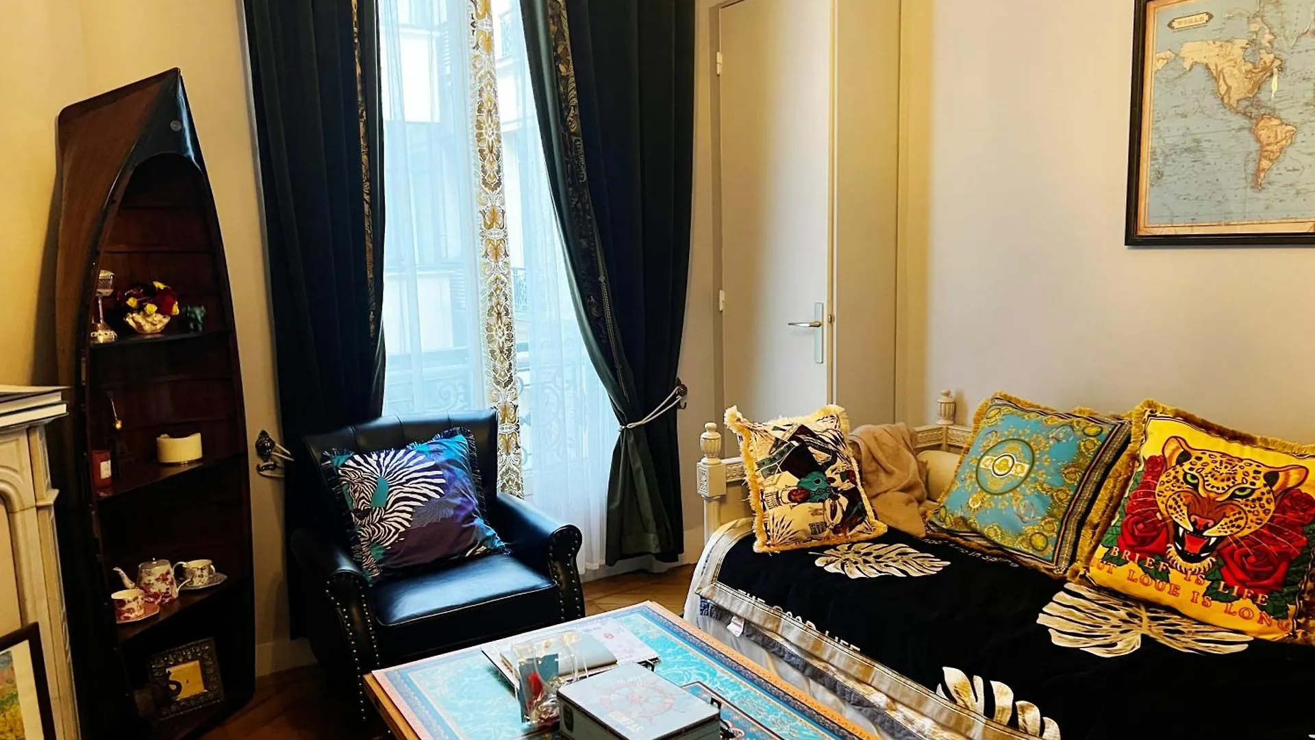 Elysees Charm Paris France