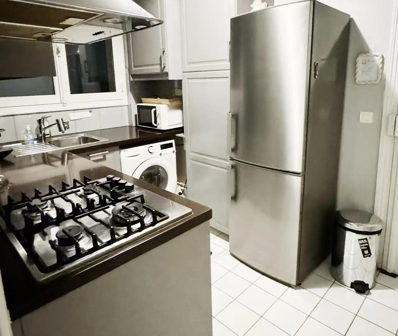 Apartment Elysees Charm Paris France